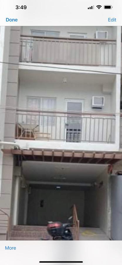 One Kassel Residencia Aparthotel Manila Exterior foto